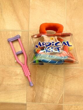 Build-A-Bear Doctor Medical Kit Supplies Bag & Pink Crutch Accessories